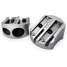 TAILLE CRAYON 02 TROUS METAL EN PRESENTOIRE 506700  MAPED